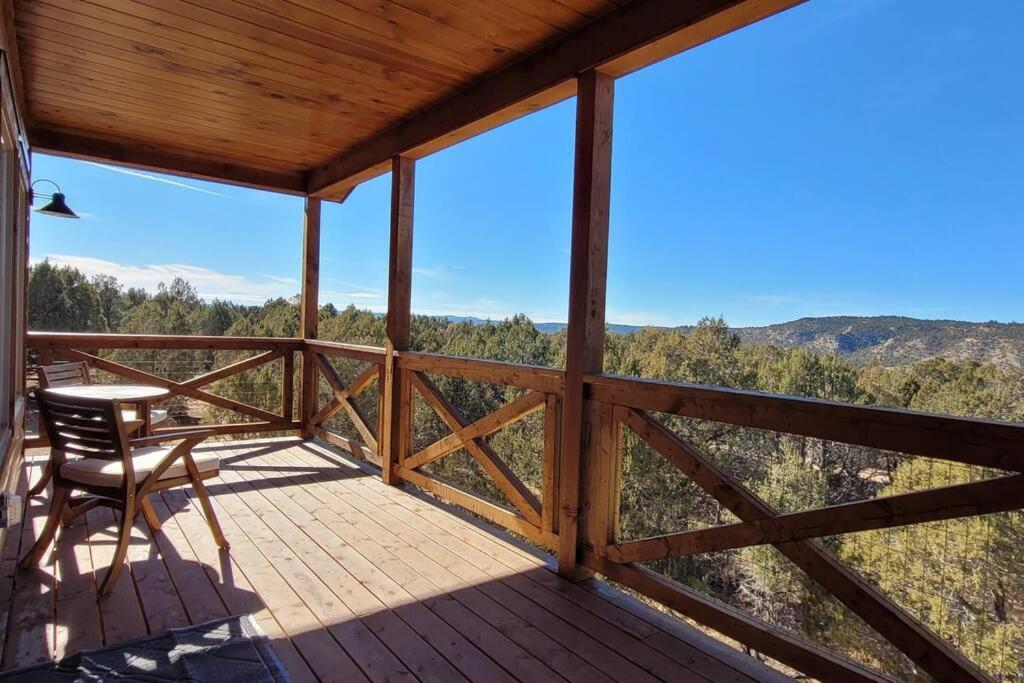 Painted Cliffs-Hot Tub, Amazing Views Between Zion And Bryce Villa Orderville Exterior photo